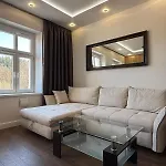 Apartament Greenhills 3 *