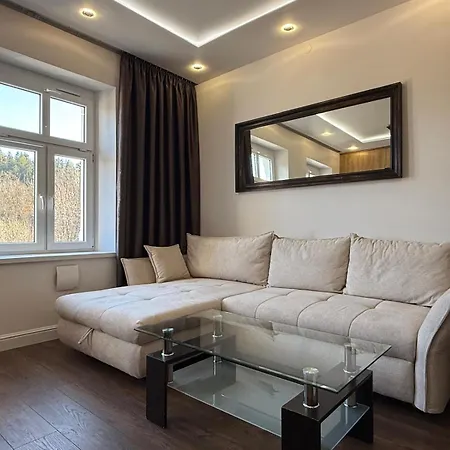 Apartament Greenhills 3 *
