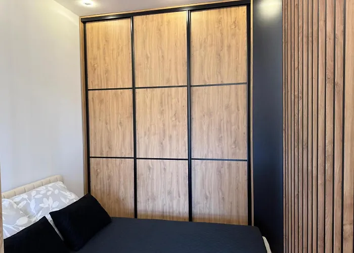 Greenhills 3 公寓 *